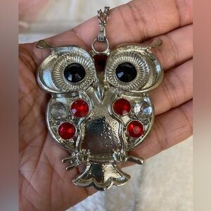 Owl Pendant Necklace Black Eyes & Red‎ Rhinestones Silver Tone
